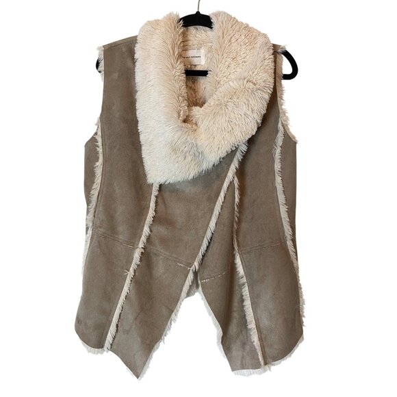 Cupcakes & Cashmere Faux Suede & Fur Beige Vest Asymmetrical Hem Medium - Picture 1 of 12